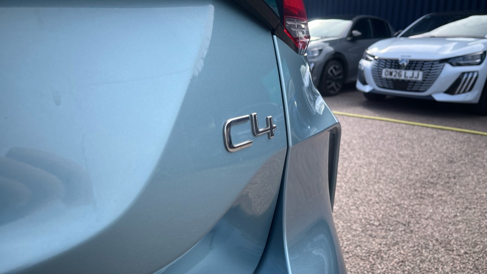 Citroen C4 1.2 PureTech [130] Shine 5dr Petrol Hatchback - Image 45