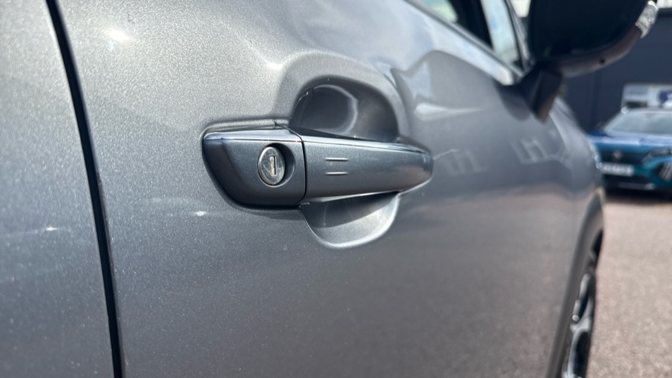 Citroen C3 Aircross 1.2 PureTech Flair 5dr Petrol Hatchback - Image 24