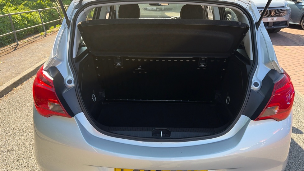 Vauxhall Corsa 1.4 Energy 5dr [AC] Petrol Hatchback - Image 4