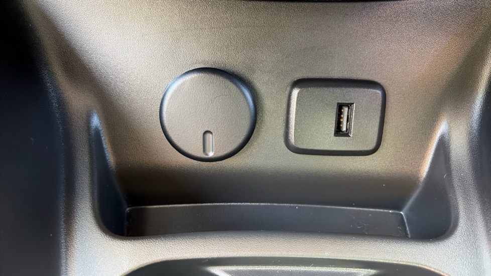 Vauxhall Corsa 1.4 Energy 5dr [AC] Petrol Hatchback - Image 35