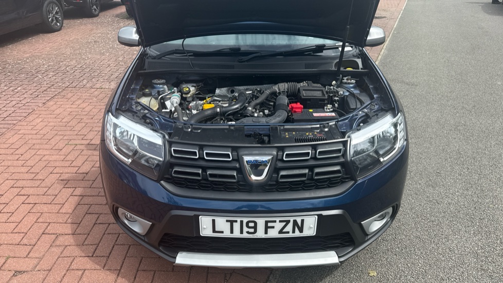 Dacia Sandero Stepway 0.9 TCe Comfort 5dr Petrol Hatchback - Image 8