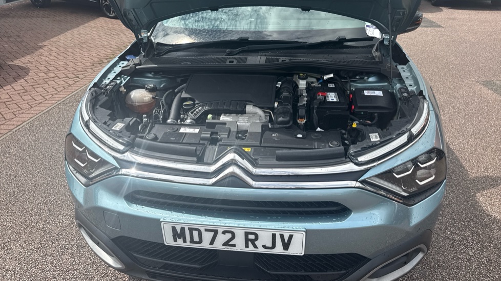 Citroen C4 1.2 PureTech [130] Shine Plus 5dr Auto Petrol Hatchback - Image 8