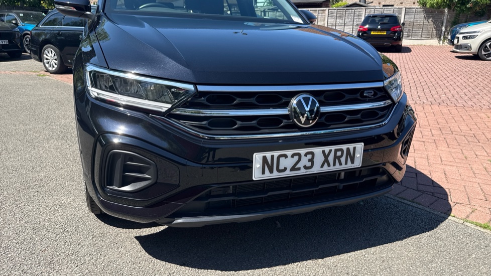 Volkswagen T-Roc 1.5 TSI R-Line 5dr DSG Petrol Hatchback - Image 21