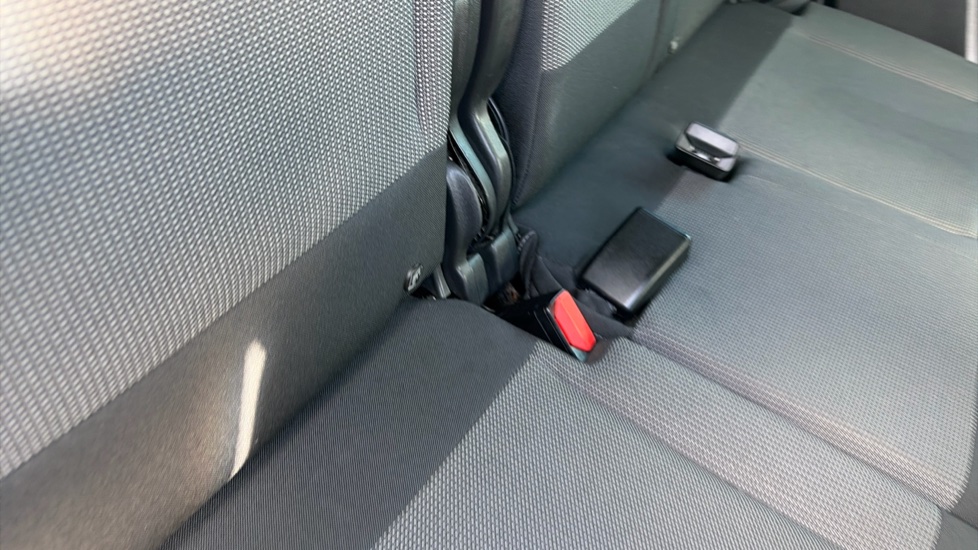 Citroen C3 Aircross 1.2 PureTech Flair 5dr Petrol Hatchback - Image 17