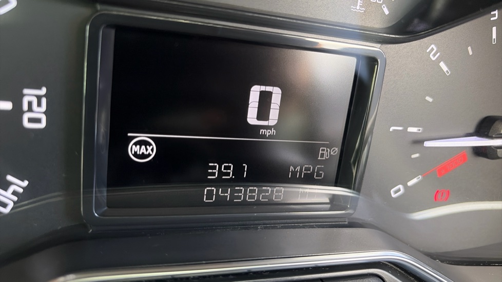 Citroen C3 Aircross 1.2 PureTech Flair 5dr Petrol Hatchback - Image 27