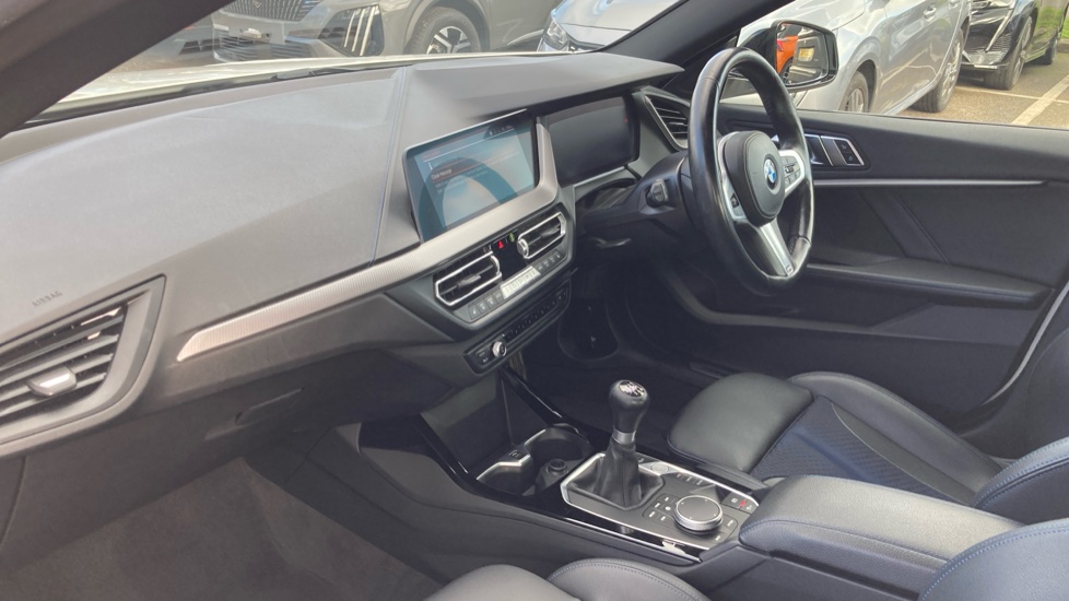 BMW 2 Series 218i [136] M Sport 4dr Petrol Saloon - Image 9