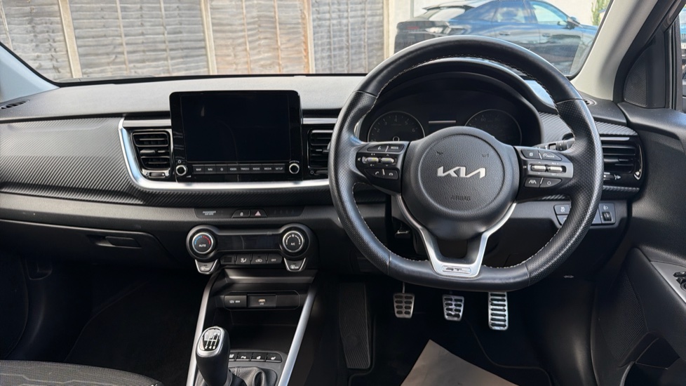 Kia Stonic 1.0T GDi 48V GT-Line S 5dr Petrol Estate - Image 10