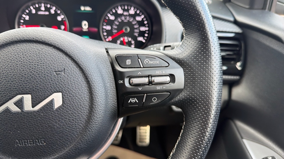 Kia Stonic 1.0T GDi 48V GT-Line S 5dr Petrol Estate - Image 23