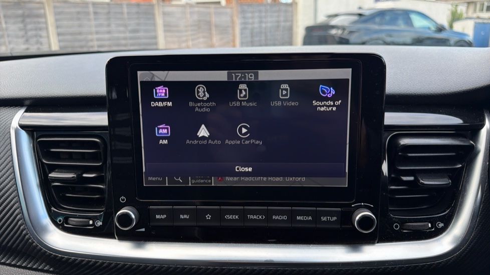 Kia Stonic 1.0T GDi 48V GT-Line S 5dr Petrol Estate - Image 27
