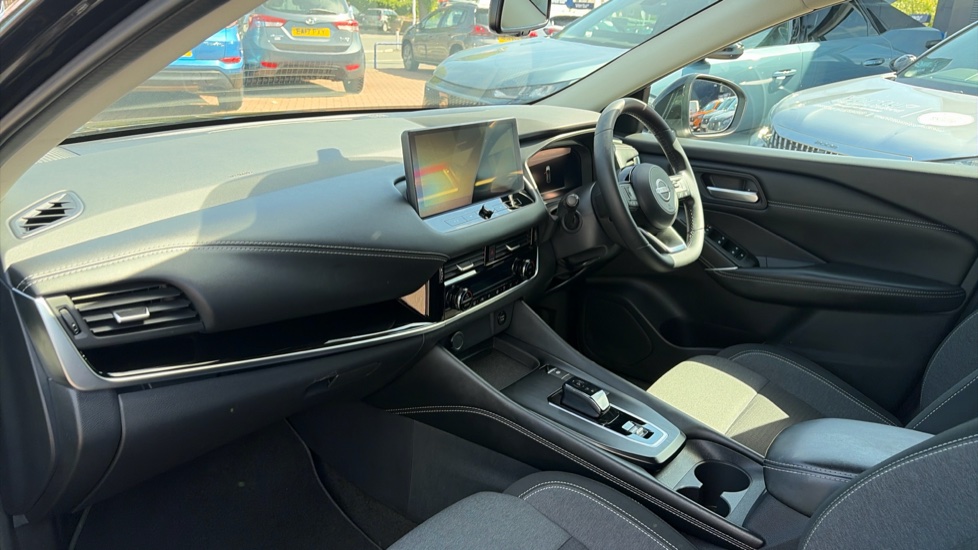 Nissan Qashqai 1.5 E-Power N-Connecta 5dr Auto Hybrid Hatchback - Image 9