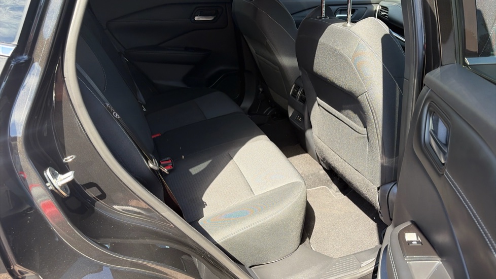 Nissan Qashqai 1.5 E-Power N-Connecta 5dr Auto Hybrid Hatchback - Image 16