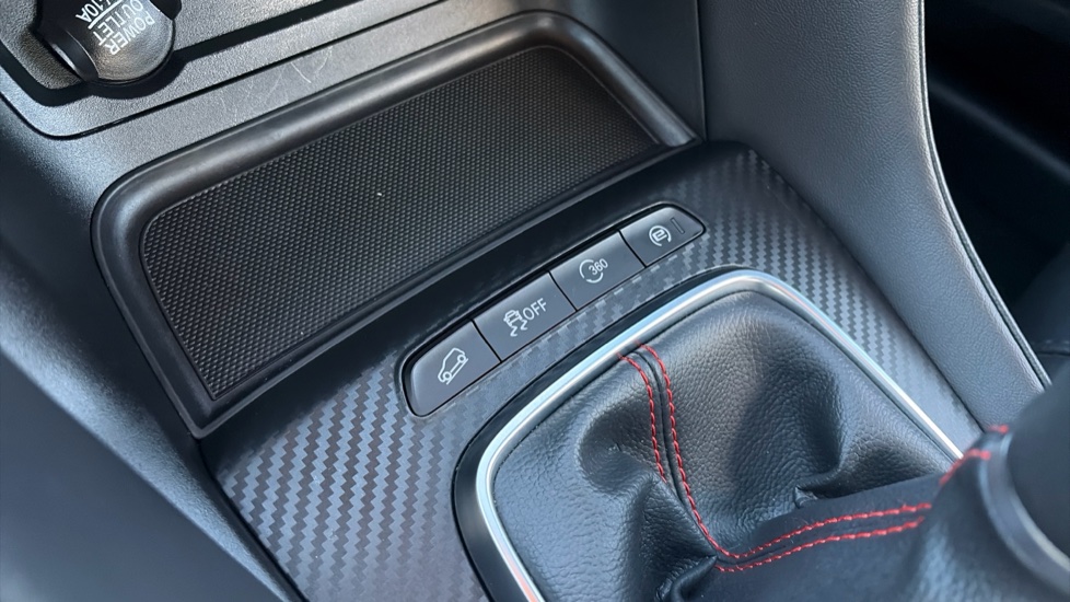 MG ZS 1.5 VTi-TECH Exclusive 5dr Petrol Hatchback - Image 21
