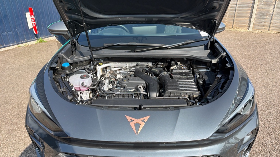 CUPRA Terramar 1.5 eTSI 150 V2 5dr DSG Petrol Hatchback - Image 8