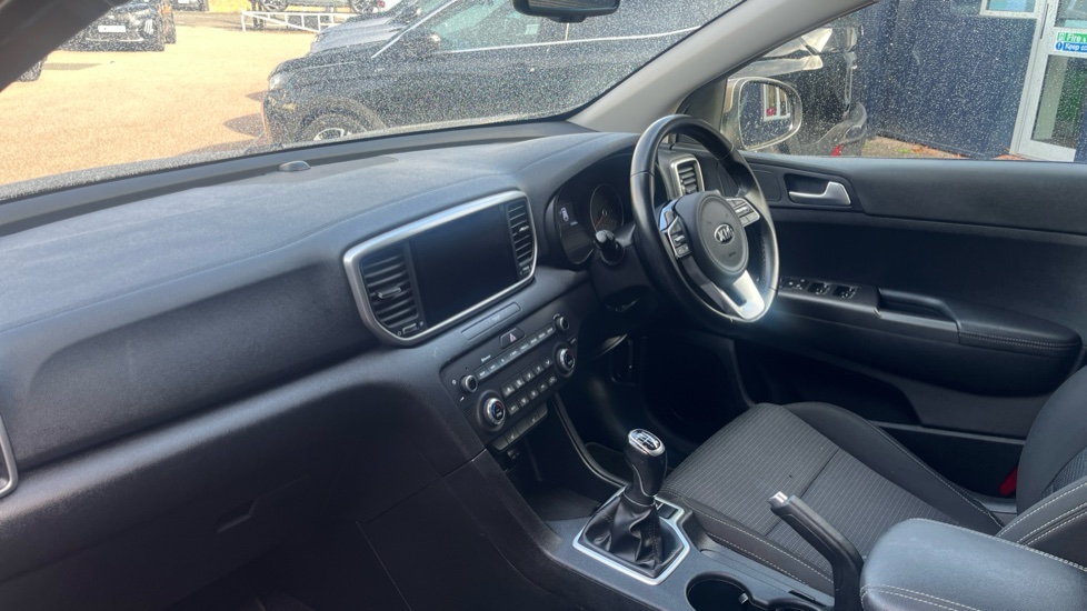 Kia Sportage 1.6 GDi ISG 2 5dr Petrol Estate - Image 9