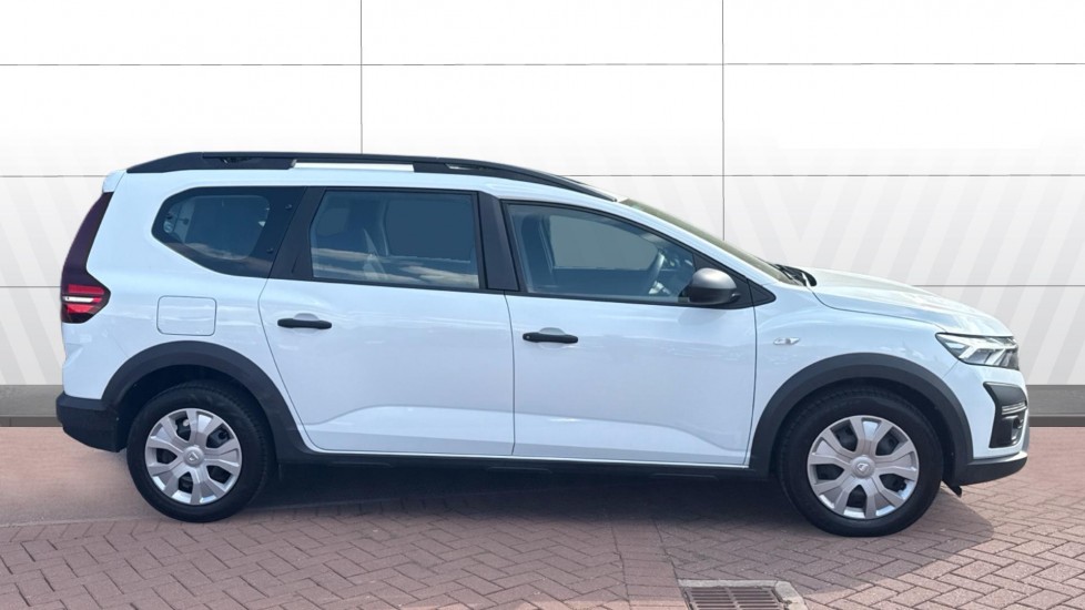 Dacia Jogger 1.0 TCe Essential 5dr Petrol Estate - Image 5