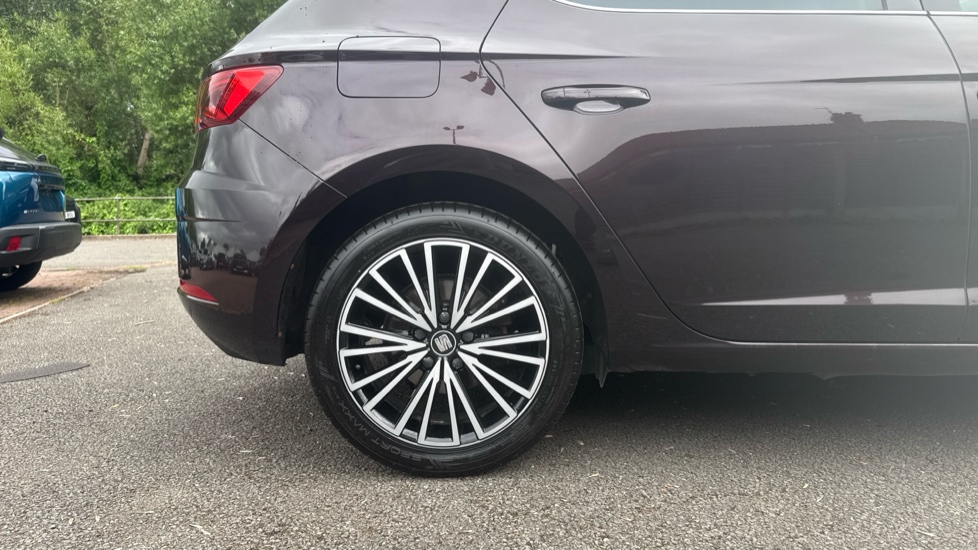 SEAT Leon 2.0 TSI 190 Xcellence Lux [EZ] 5dr DSG Petrol Hatchback - Image 7