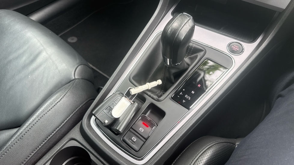 SEAT Leon 2.0 TSI 190 Xcellence Lux [EZ] 5dr DSG Petrol Hatchback - Image 36
