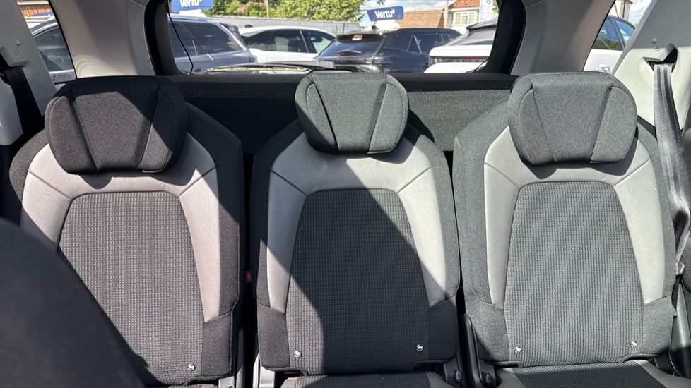 Citroen C4 Picasso 1.6 BlueHDi Exclusive+ 5dr EAT6 Diesel Estate - Image 15