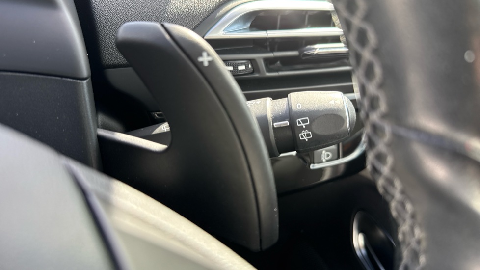 Citroen C4 Picasso 1.6 BlueHDi Exclusive+ 5dr EAT6 Diesel Estate - Image 32