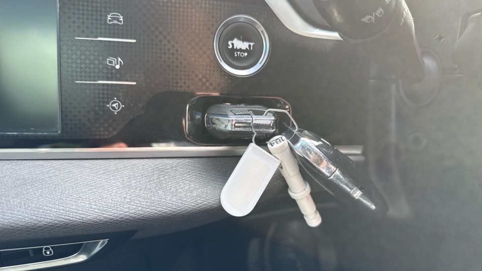 Citroen C4 Picasso 1.6 BlueHDi Exclusive+ 5dr EAT6 Diesel Estate - Image 34
