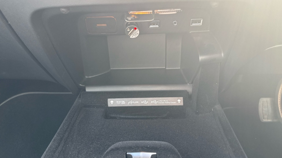 Citroen C4 Picasso 1.6 BlueHDi Exclusive+ 5dr EAT6 Diesel Estate - Image 39