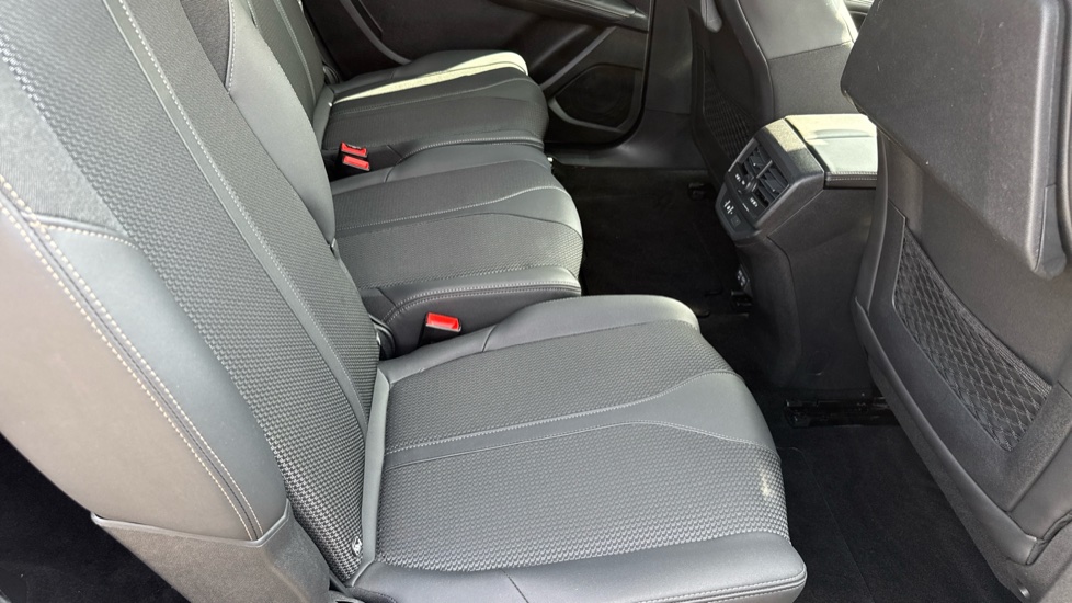 Peugeot 5008 1.5 BlueHDi GT 5dr EAT8 Diesel Estate - Image 21