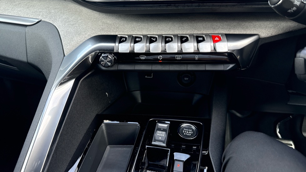 Peugeot 5008 1.5 BlueHDi GT 5dr EAT8 Diesel Estate - Image 36