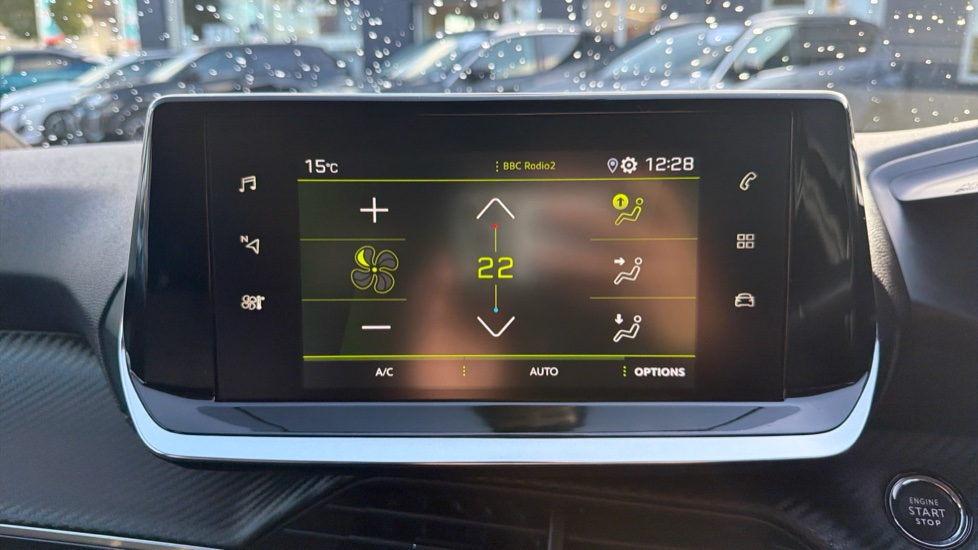 Peugeot 208 1.2 PureTech 100 Allure Premium 5dr Petrol Hatchback - Image 33