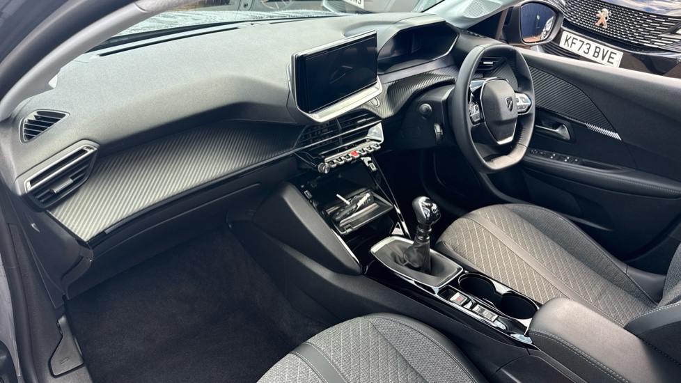 Peugeot 208 1.2 PureTech 100 Allure 5dr Petrol Hatchback - Image 9