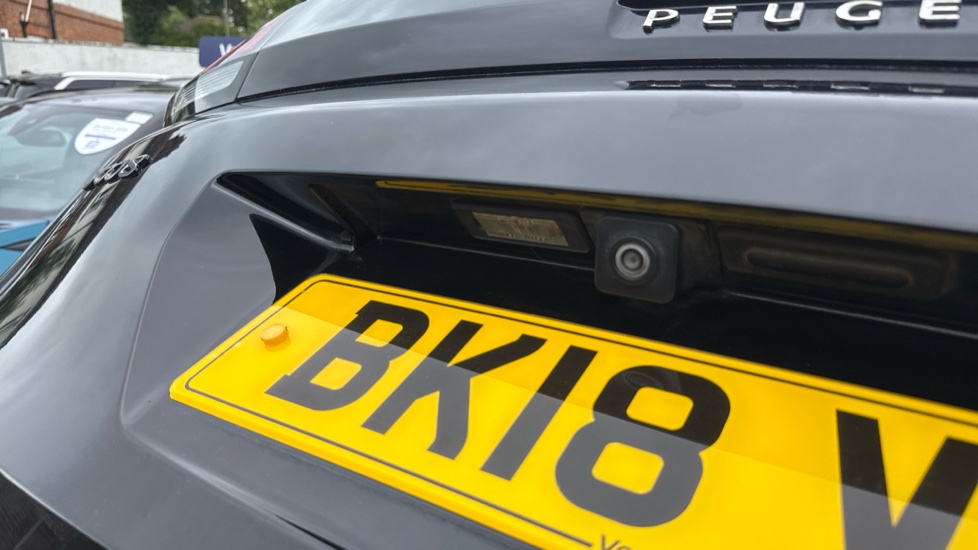 Peugeot 3008 1.6 THP GT Line 5dr EAT6 Petrol Estate - Image 23