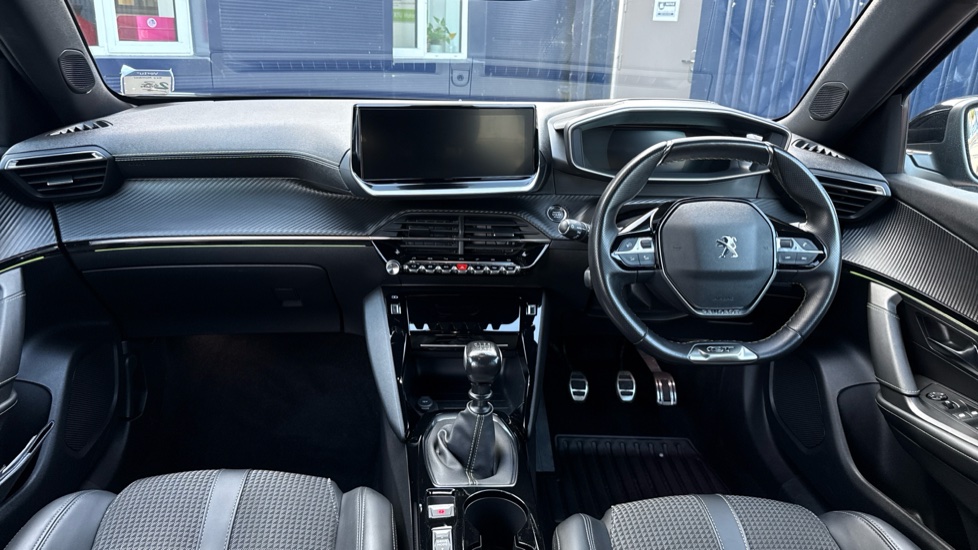 Peugeot 2008 1.2 PureTech 130 GT 5dr Petrol Estate - Image 10