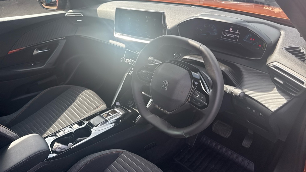 Peugeot 2008 100kW Active Premium+ 50kWh 5dr Auto Electric Estate - Image 11