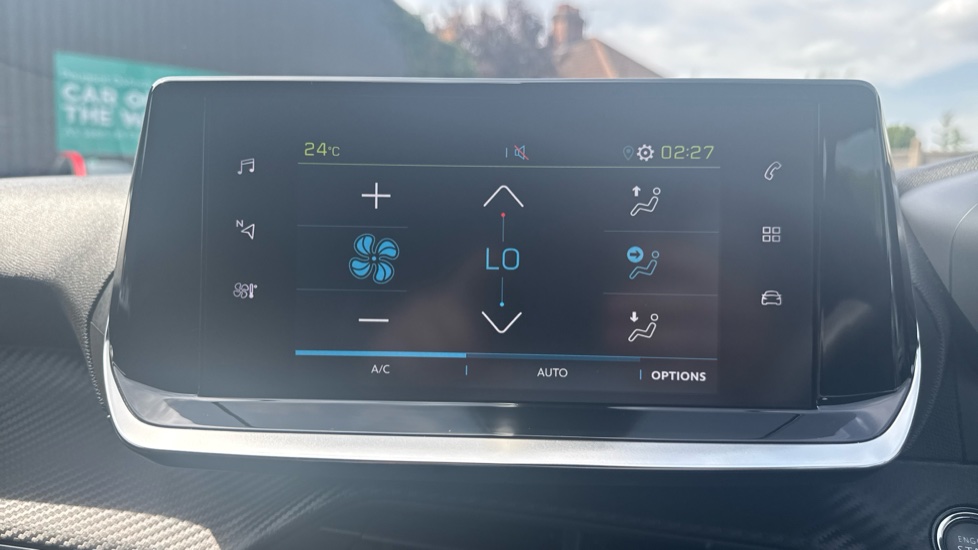 Peugeot 2008 100kW Active Premium+ 50kWh 5dr Auto Electric Estate - Image 12