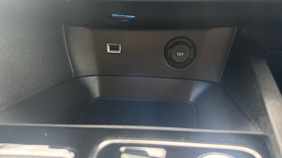 Peugeot 5008 1.5 BlueHDi GT 5dr EAT8 Diesel Estate - Image 45