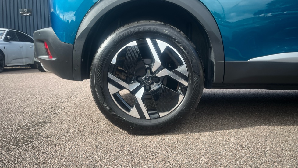 Peugeot 2008 1.2 PureTech 130 GT 5dr EAT8 Petrol Estate - Image 7