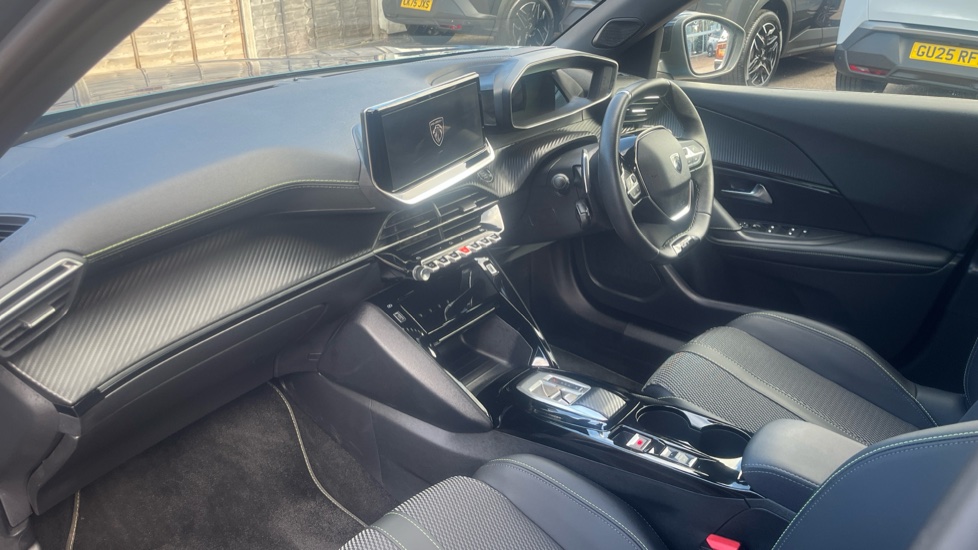 Peugeot 2008 1.2 PureTech 130 GT 5dr EAT8 Petrol Estate - Image 9