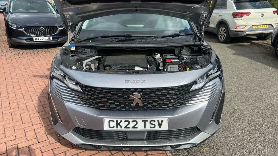 Peugeot 5008 1.2 PureTech Allure Premium 5dr EAT8 Petrol Estate - Image 8