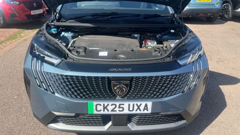 Peugeot 3008 157kW Allure 73kWh 5dr Auto Electric Estate - Image 8