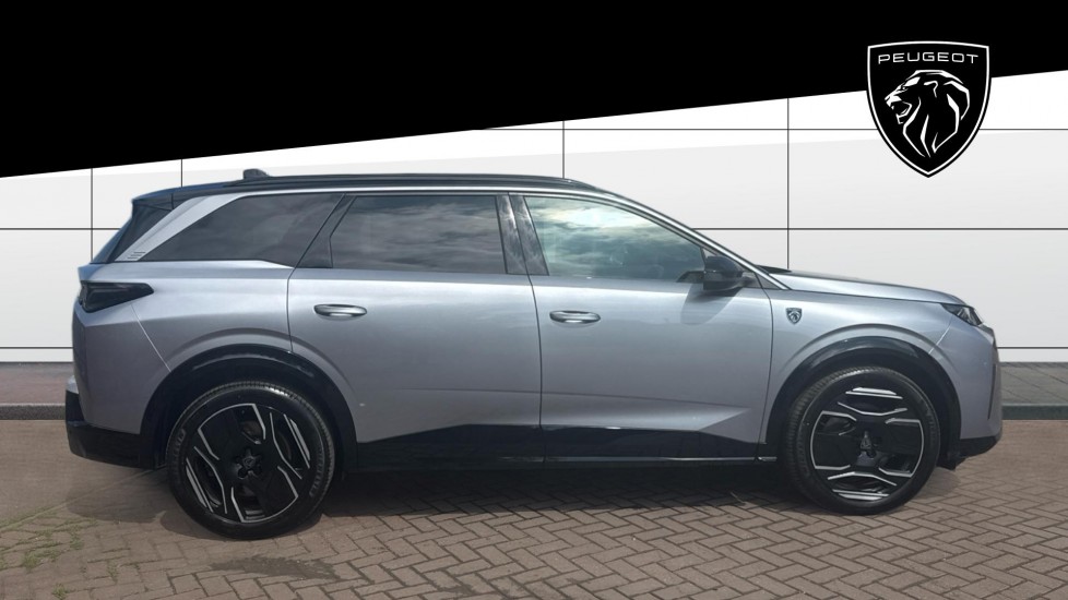 Peugeot 5008 157kW GT 73kWh 5dr Auto Electric Estate - Image 5