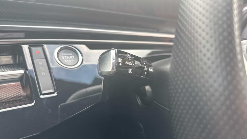 Peugeot 5008 157kW GT 73kWh 5dr Auto Electric Estate - Image 28