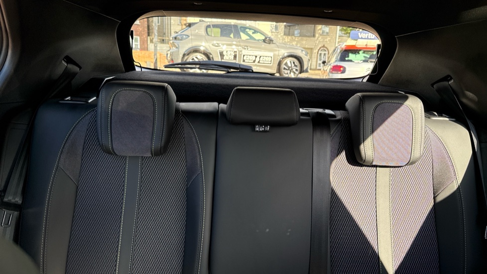 Peugeot 2008 115kW GT 54kWh 5dr Auto Electric Estate - Image 15