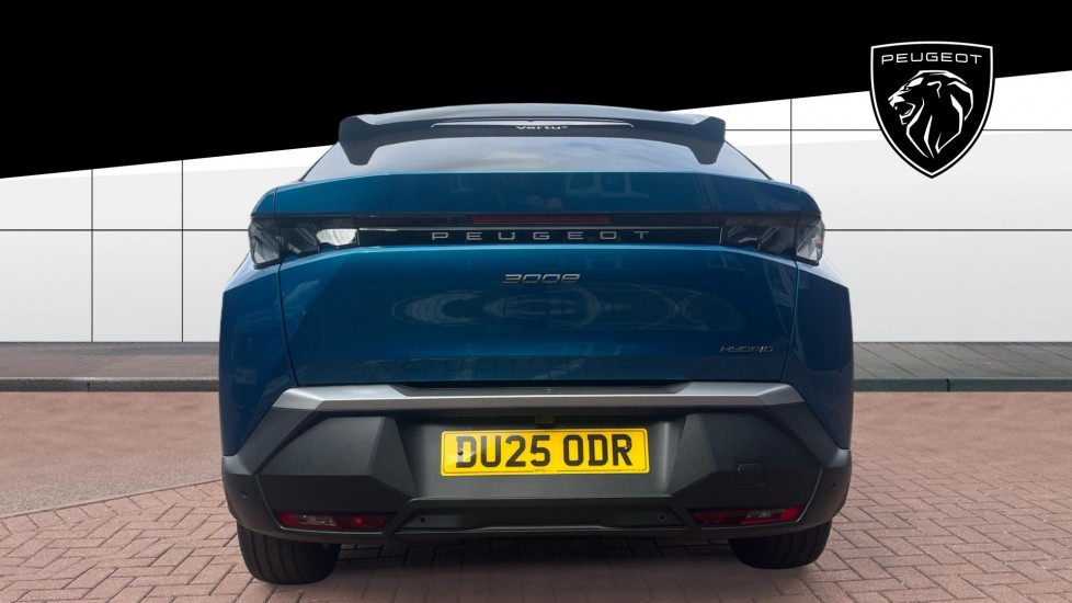 Peugeot 3008 1.2 Hybrid 136 GT 5dr e-DSC6 Petrol Estate - Image 6