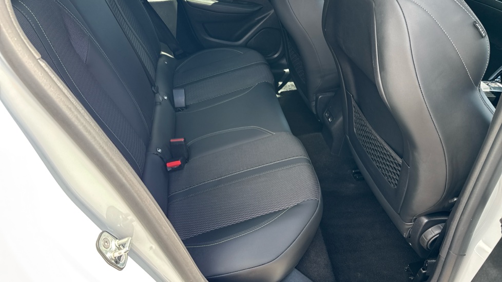 Peugeot 208 1.2 Hybrid 136 GT 5dr e-DSC6 Petrol Hatchback - Image 16