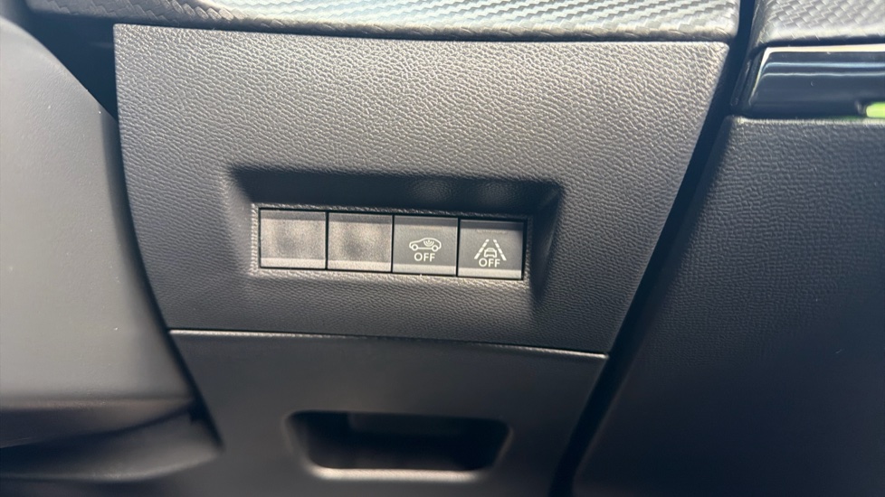 Peugeot 2008 1.2 PureTech 130 GT 5dr Petrol Estate - Image 27