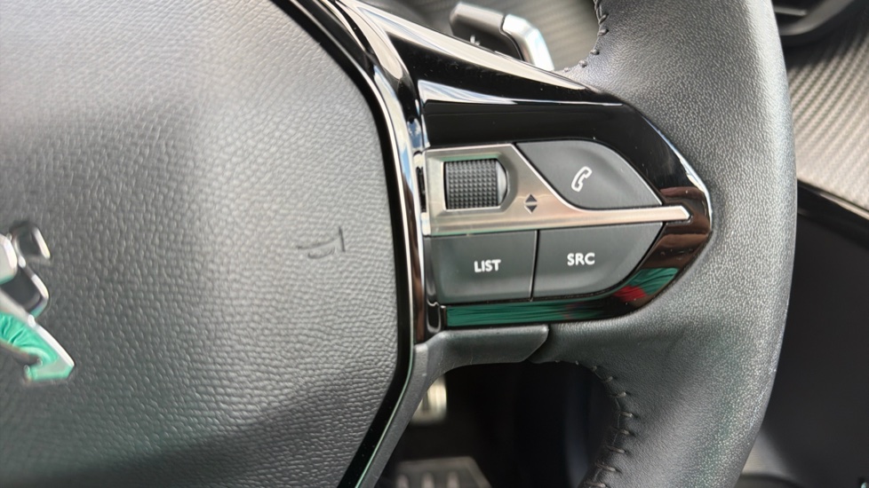 Peugeot 208 1.2 PureTech 100 Allure Premium + 5dr EAT8 Petrol Hatchback - Image 22