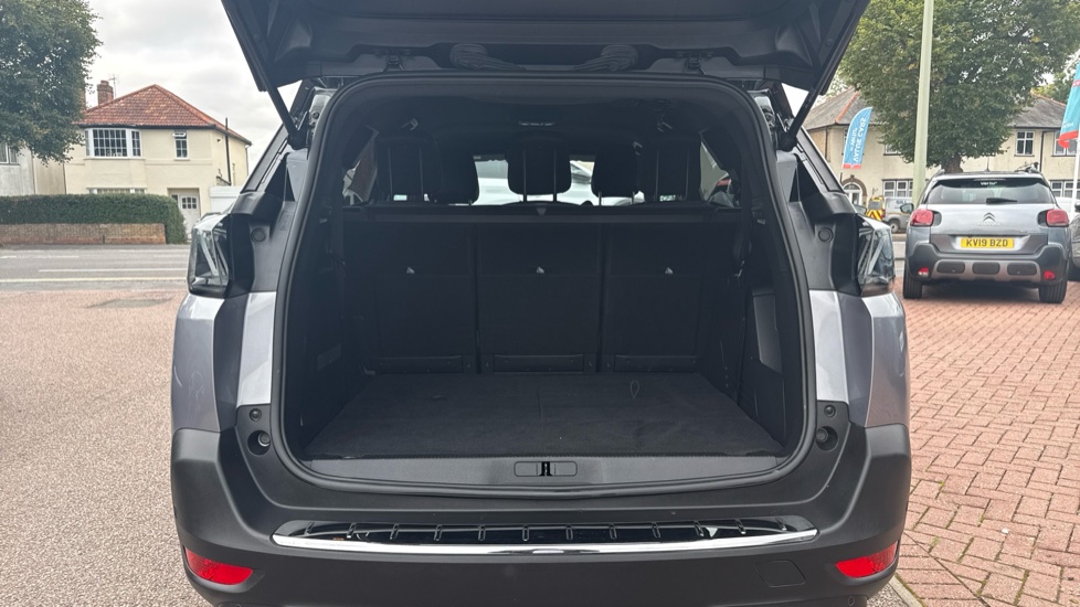 Peugeot 5008 1.2 PureTech GT 5dr EAT8 Petrol Estate - Image 4