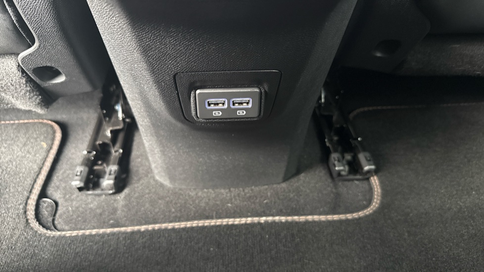 Peugeot 5008 1.2 PureTech GT 5dr EAT8 Petrol Estate - Image 32