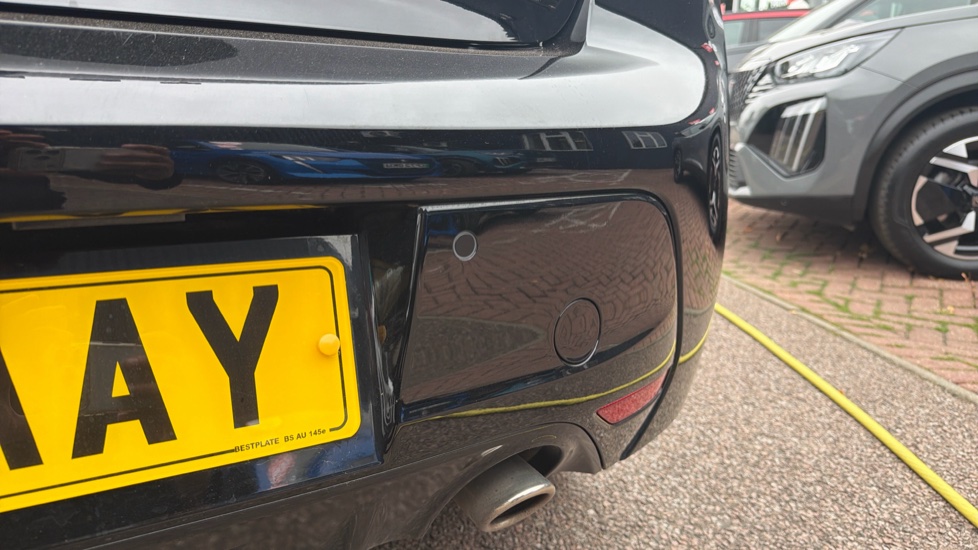 Peugeot 208 1.2 PureTech 100 GT 5dr Petrol Hatchback - Image 42