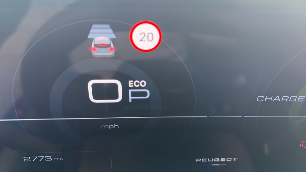 Peugeot 3008 1.2 Hybrid 136 GT 5dr e-DSC6 Petrol Estate - Image 44