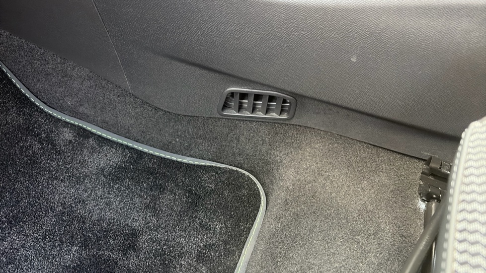 Peugeot 208 1.2 Hybrid 145 GT 5dr e-DSC6 Petrol Hatchback - Image 19